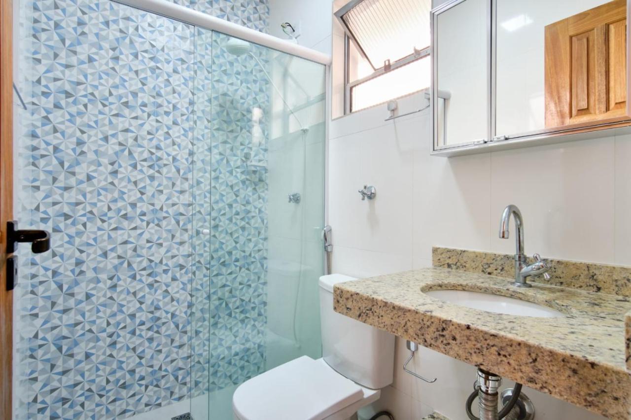 Apartamento Bem Equipado Com Ar Condicionado E Churrasqueira A 100 Metros Da Praia - 02 Dormitorios - Edificio Agua Viva ウバトゥバ エクステリア 写真